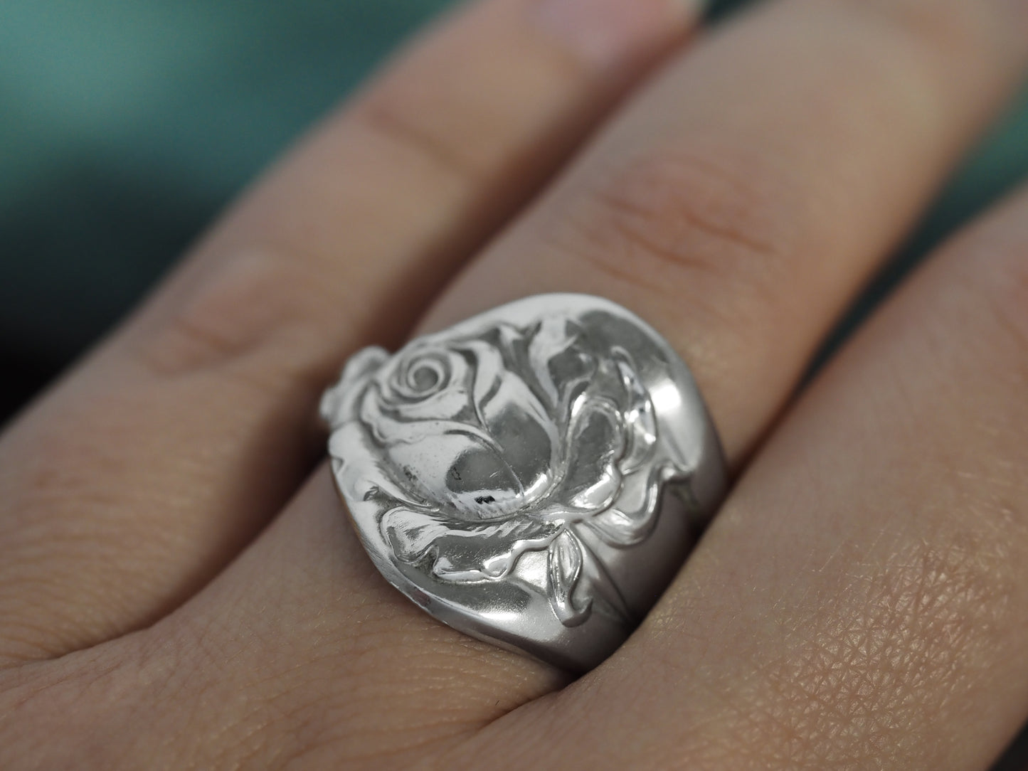 Dawn 1913 Rosedale II Spoon Ring, size 9