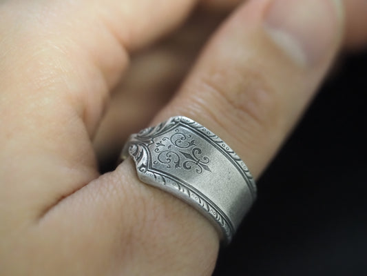 Twilight Pageant 1927 Spoon Ring, Size 9
